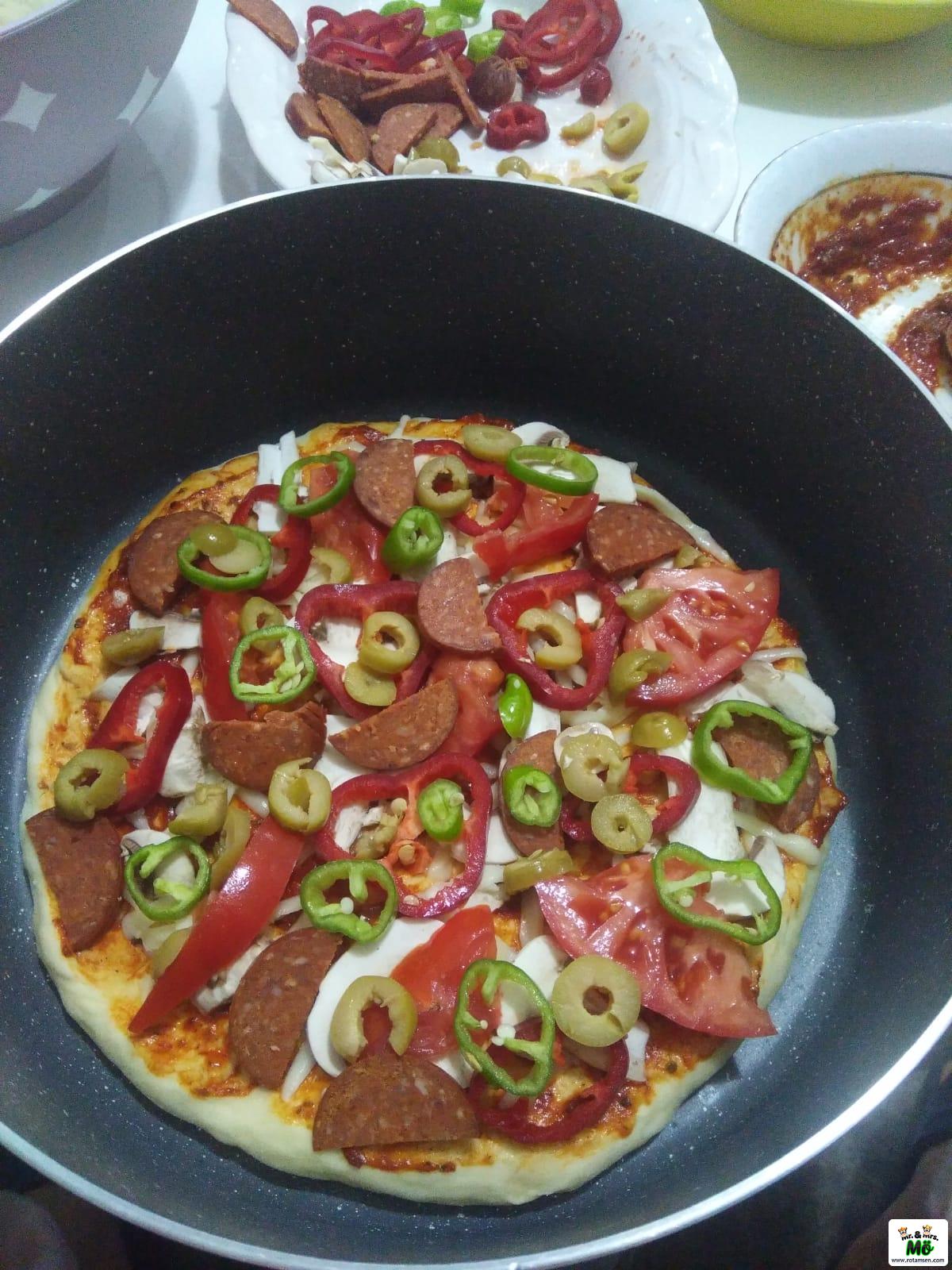 Tencerede, Tavada Kolay Pizza Tarifi 8 – whatsapp image 2019 11 01 at 20 56 07